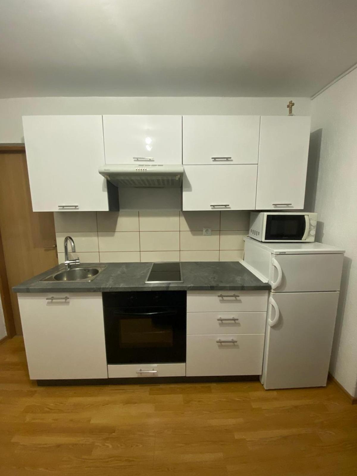 Apartments Marko Vir Luaran gambar