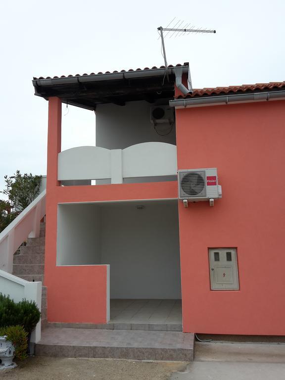 Apartments Marko Vir Luaran gambar