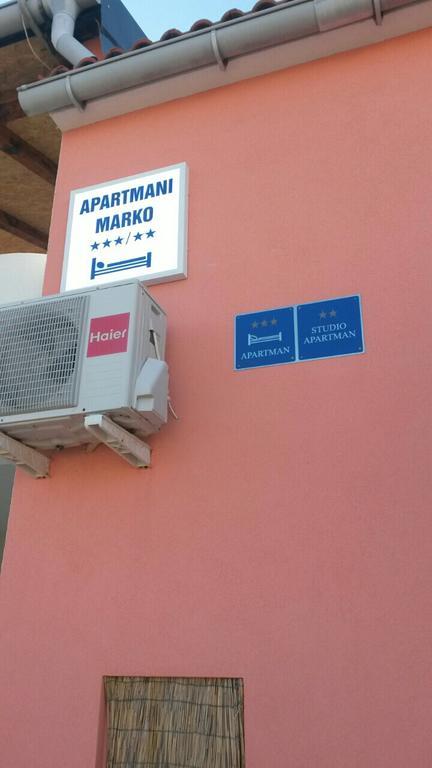 Apartments Marko Vir Luaran gambar