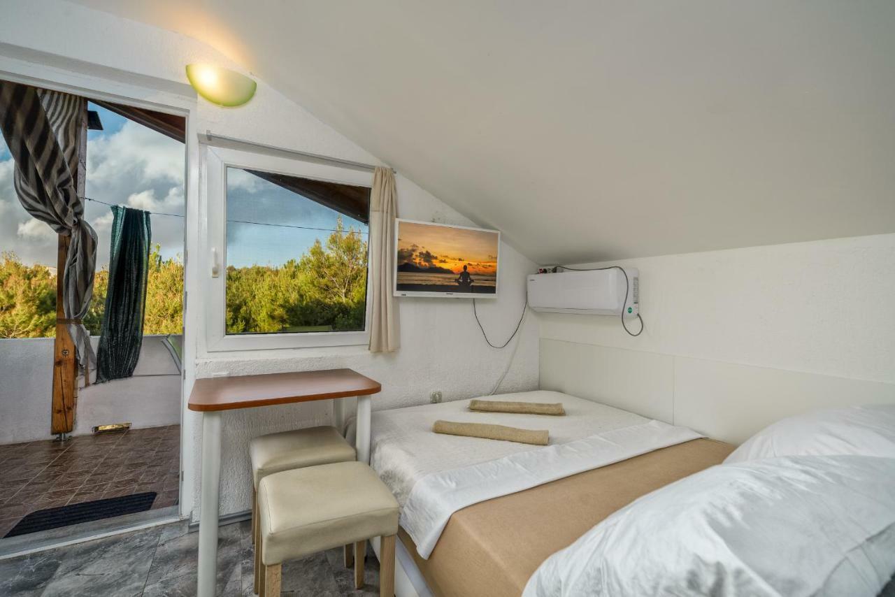 Apartments Marko Vir Luaran gambar