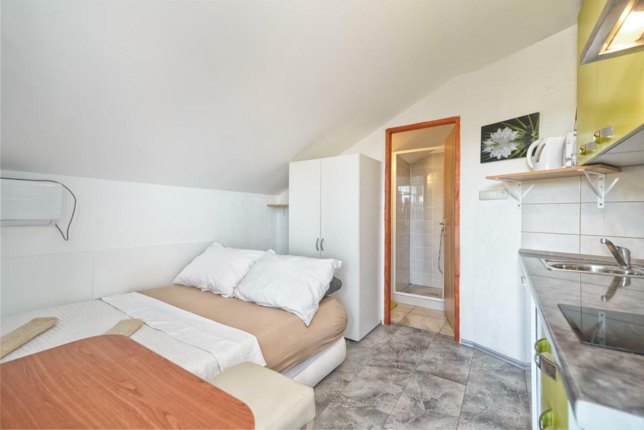 Apartments Marko Vir Luaran gambar