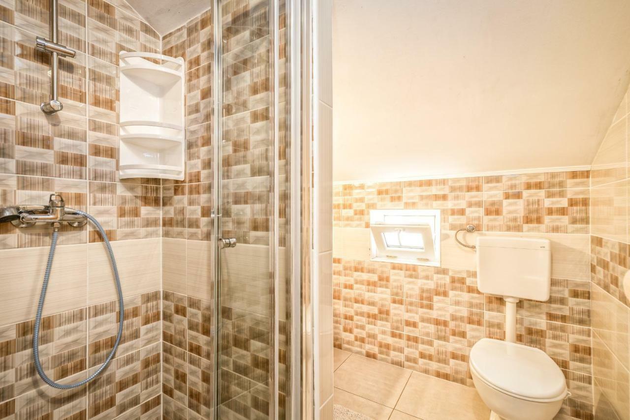 Apartments Marko Vir Luaran gambar