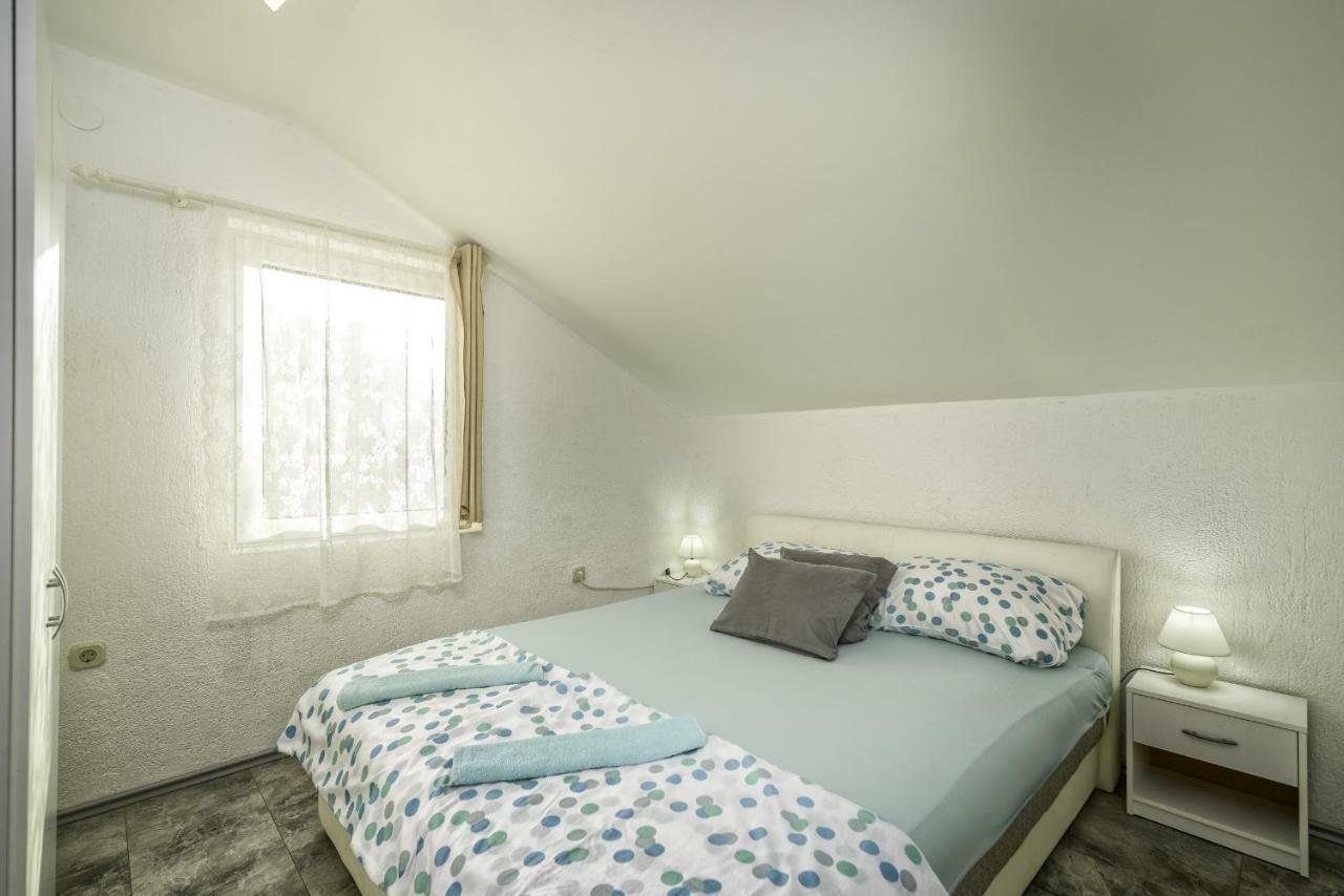 Apartments Marko Vir Luaran gambar