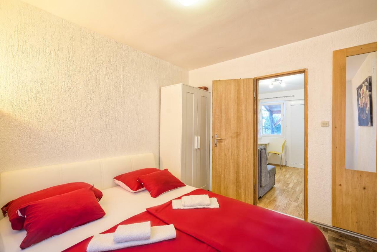 Apartments Marko Vir Luaran gambar